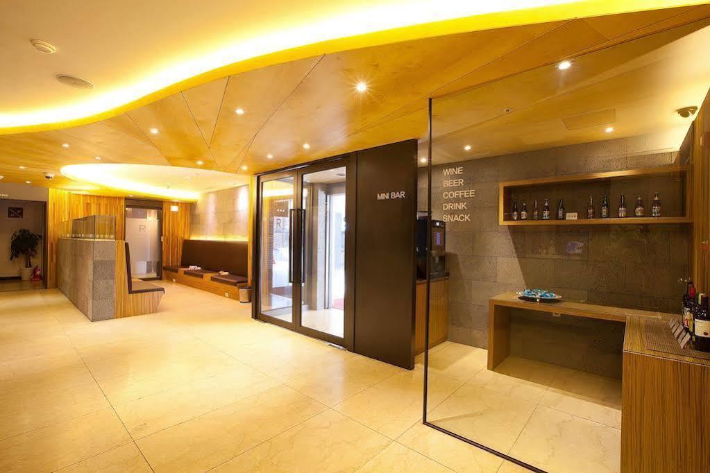 Yeongdeungpo Lifestyle F Hotel Seul Exterior foto