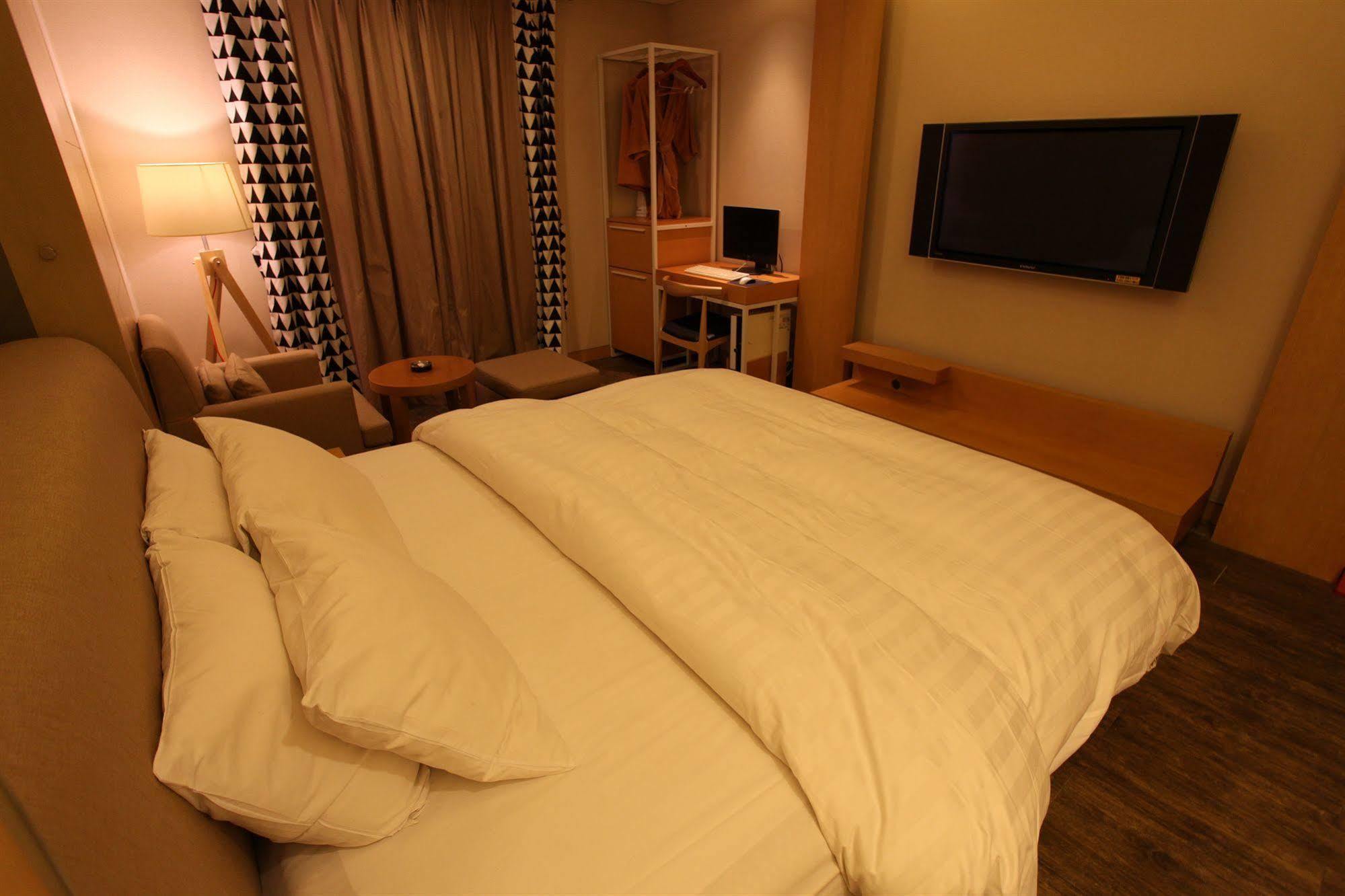 Yeongdeungpo Lifestyle F Hotel Seul Exterior foto